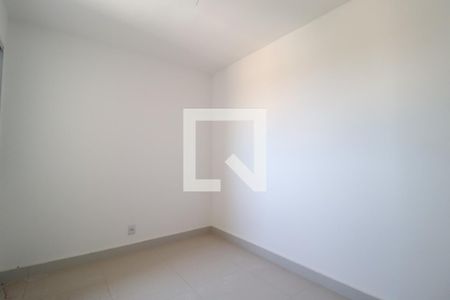 Quarto 1 de apartamento para alugar com 2 quartos, 56m² em Jardim Botânico, Uberlândia