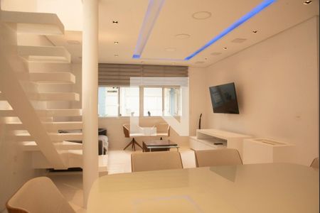 Sala de casa para alugar com 3 quartos, 237m² em Mirandópolis, São Paulo