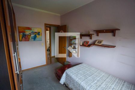 Quarto 2 de apartamento para alugar com 3 quartos, 124m² em Jardim Lindóia, Porto Alegre