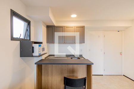 Sala/cozinha de apartamento para alugar com 1 quarto, 34m² em Perdizes, São Paulo