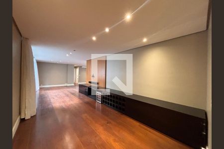 Apartamento para alugar com 3 quartos, 180m² em Jardim Paulista, São Paulo