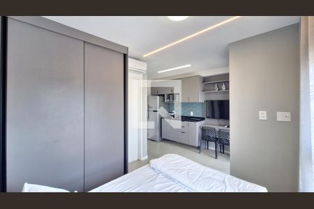 Sala/Quarto/Cozinha de kitnet/studio à venda com 1 quarto, 21m² em Pompeia, São Paulo