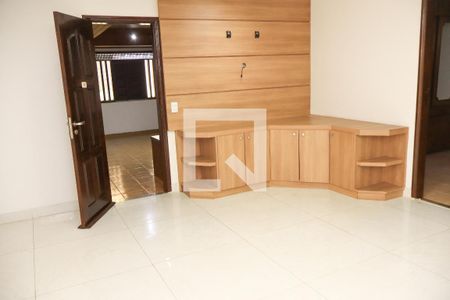 Quarto 6 de casa para alugar com 8 quartos, 782m² em Caminho das Árvores, Salvador