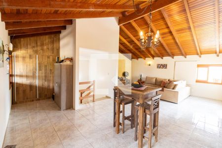 Sala 2 de casa à venda com 3 quartos, 229m² em Espírito Santo, Porto Alegre