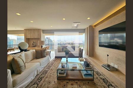 Apartamento à venda com 4 quartos, 420m² em Vila Nova Conceição, São Paulo