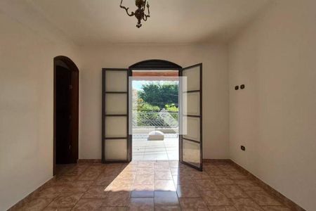 Casa à venda com 3 quartos, 256m² em Vila Gilda, Santo André