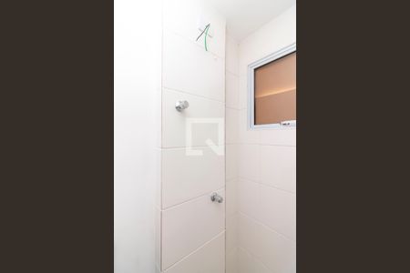 Banheiro Social de apartamento para alugar com 1 quarto, 33m² em Santana, São Paulo