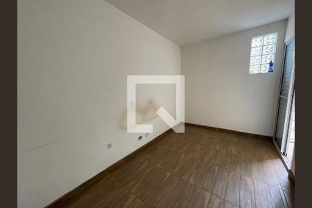 Casa de Condomínio para alugar com 2 quartos, 60m² em Parque Rincao, Cotia
