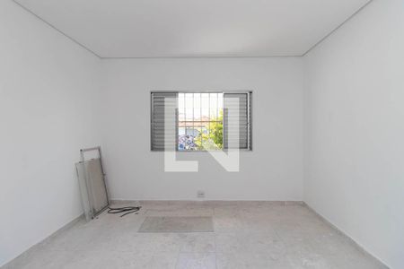 Quarto 1 de casa para alugar com 2 quartos, 200m² em Vila Leonor, São Paulo