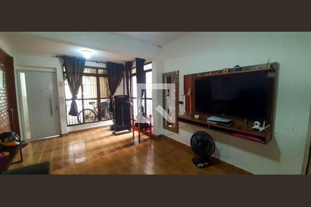 Casa para alugar com 6 quartos, 280m² em Pestana, Osasco