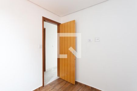 Quarto 1 de apartamento para alugar com 2 quartos, 35m² em Itaquera, São Paulo