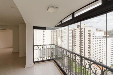 Sacada Sala de apartamento para alugar com 3 quartos, 240m² em Indianópolis, São Paulo