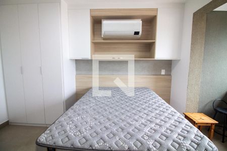 Sala / Quarto - Studio de kitnet/studio para alugar com 1 quarto, 26m² em Santo Amaro, São Paulo