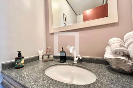 Lavabo de apartamento à venda com 4 quartos, 156m² em Vila Clementino, São Paulo