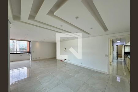 Sala  de apartamento para alugar com 3 quartos, 183m² em Parque Colonial, São Paulo