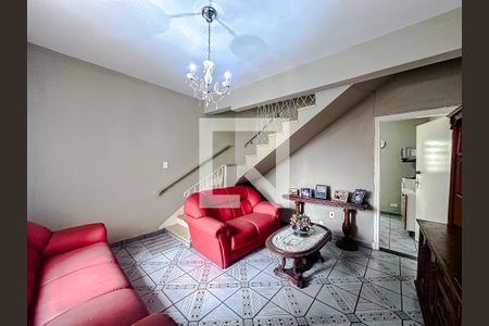 Sala de casa à venda com 3 quartos, 156m² em Vila Bertioga, São Paulo