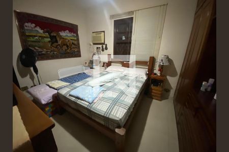Quarto 2 de casa para alugar com 2 quartos, 300m² em Marapé, Santos