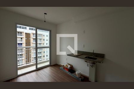Sala/Cozinha de apartamento à venda com 1 quarto, 24m² em Vila Lageado, São Paulo