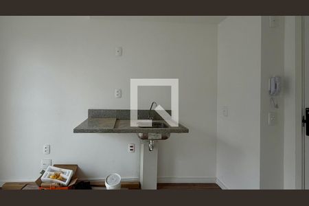 Sala/Cozinha de apartamento à venda com 1 quarto, 24m² em Vila Lageado, São Paulo