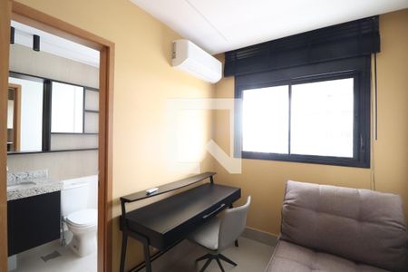 Suíte de apartamento para alugar com 2 quartos, 77m² em Jardim Sul, Uberlândia