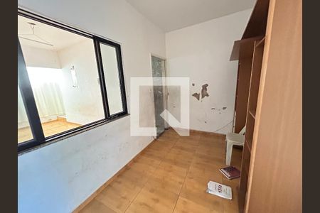 Corredor de casa para alugar com 3 quartos, 500m² em Cascadura, Rio de Janeiro