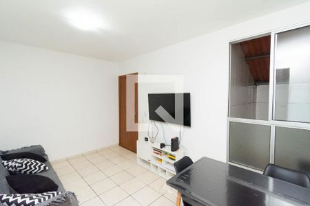 Sala de apartamento à venda com 2 quartos, 50m² em Santa Maria, Contagem