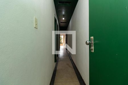 Corredor de casa à venda com 3 quartos, 205m² em Vila São José, São Paulo