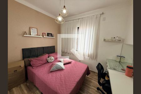 Casa à venda com 3 quartos, 152m² em Vila Antonina, São Paulo