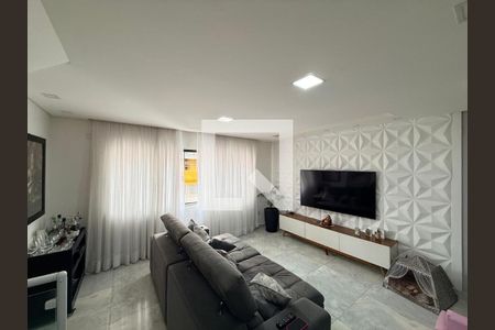 Casa à venda com 3 quartos, 152m² em Vila Antonina, São Paulo