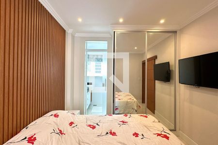 Suíte 1 de apartamento para alugar com 2 quartos, 69m² em Copacabana, Rio de Janeiro