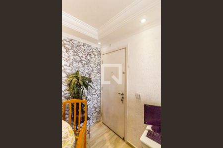 Entrada de apartamento para alugar com 2 quartos, 48m² em Vila da Oportunidade, Carapicuíba