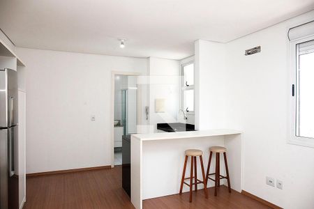 Studio - Sala / Quarto / Cozinha  de kitnet/studio para alugar com 1 quarto, 19m² em Centro Histórico, Porto Alegre