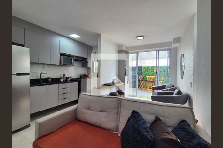 Sala  de apartamento para alugar com 2 quartos, 67m² em Recreio dos Bandeirantes, Rio de Janeiro