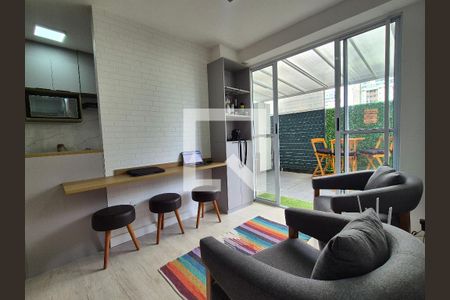 Sala  de apartamento para alugar com 2 quartos, 67m² em Recreio dos Bandeirantes, Rio de Janeiro