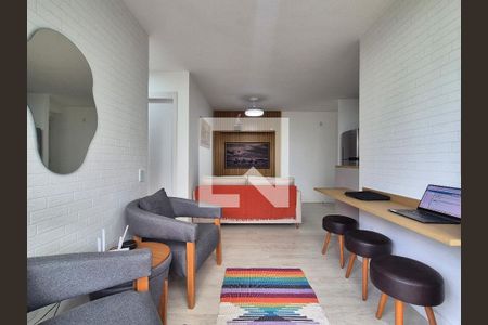 Sala  de apartamento para alugar com 2 quartos, 67m² em Recreio dos Bandeirantes, Rio de Janeiro