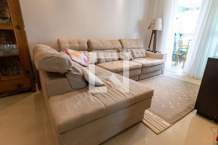 Detalhe da sala de apartamento para alugar com 3 quartos, 150m² em Canto do Forte, Praia Grande