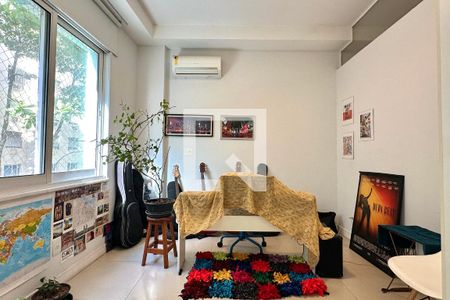 Apartamento à venda com 3 quartos, 112m² em Leme, Rio de Janeiro