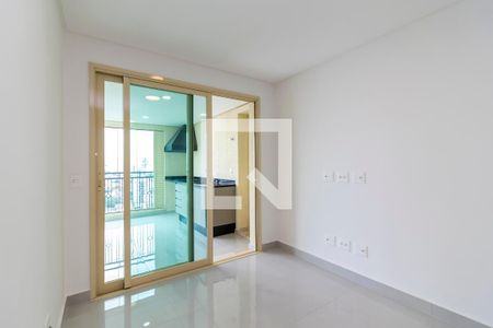 Sala de Estar de apartamento para alugar com 2 quartos, 74m² em Jardim São Paulo, São Paulo