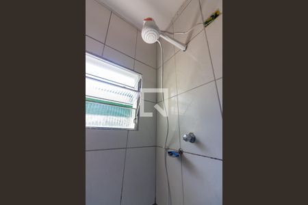 Banheiro de casa para alugar com 1 quarto, 30m² em Km 18, Osasco