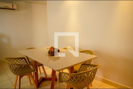 Sala de apartamento para alugar com 3 quartos, 94m² em Jardim Goiás, Goiânia
