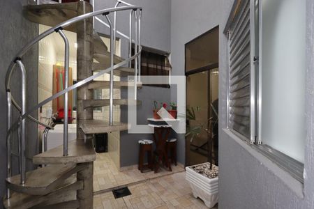 Área de Serviço de casa à venda com 2 quartos, 195m² em Parque Oratório, Santo André