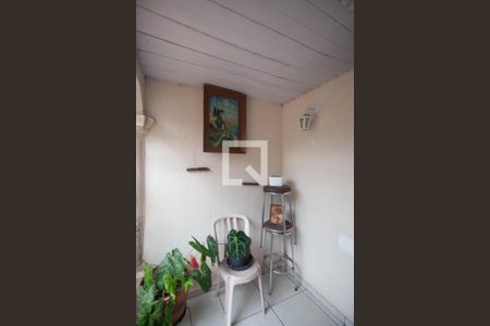 Hall de casa à venda com 2 quartos, 600m² em Vila Vitorio Mazzei, São Paulo