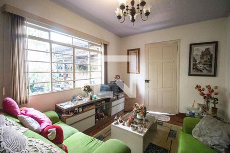 Sala de casa à venda com 2 quartos, 600m² em Vila Vitorio Mazzei, São Paulo