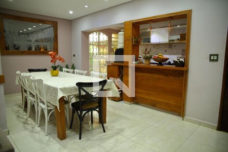 Sala de casa à venda com 2 quartos, 167m² em Jardim Paramount, São Bernardo do Campo