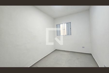 Quarto de casa para alugar com 1 quarto, 50m² em Jardim Cristal, São Paulo