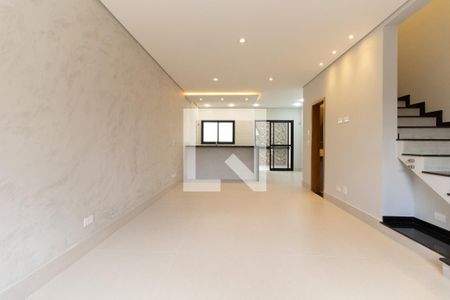 Sala de casa à venda com 3 quartos, 120m² em Vila Gumercindo, São Paulo