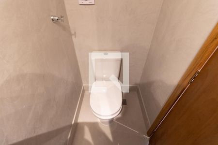 Lavabo de casa à venda com 3 quartos, 120m² em Vila Gumercindo, São Paulo