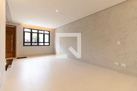 Sala de casa à venda com 3 quartos, 120m² em Vila Gumercindo, São Paulo