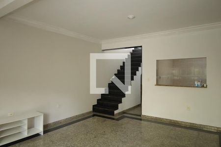 Sala de casa para alugar com 3 quartos, 750m² em Jardim Nossa Senhora do Carmo, São Paulo
