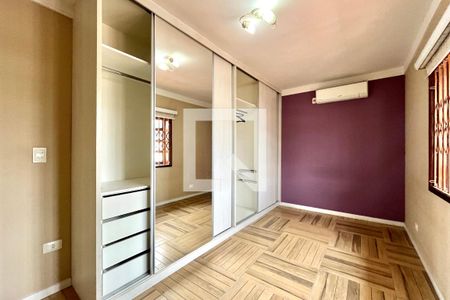Quarto 1 de casa para alugar com 2 quartos, 170m² em Jardim Jabaquara, São Paulo